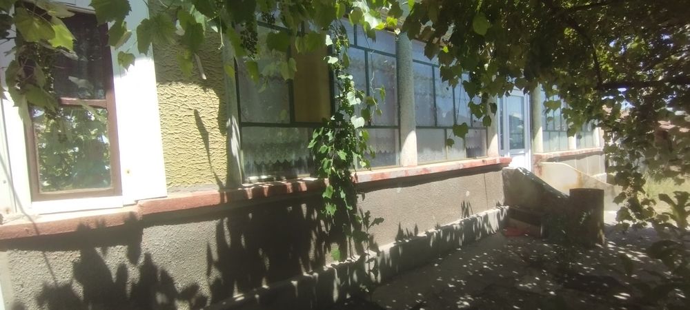 De vânzare urgent teren intravilan,1500 mp,( 31.500 euro,neg.)cadastru și intabulare.PROPRIETAR