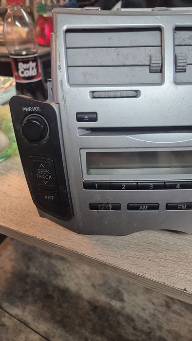 Оригинален CD Player ,Радио Стерео,MP3 за Тойота Ярис 2007-2010г
