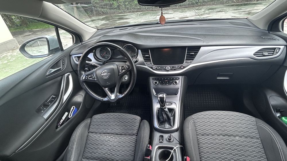 Opel Astra k Sport Tourer+