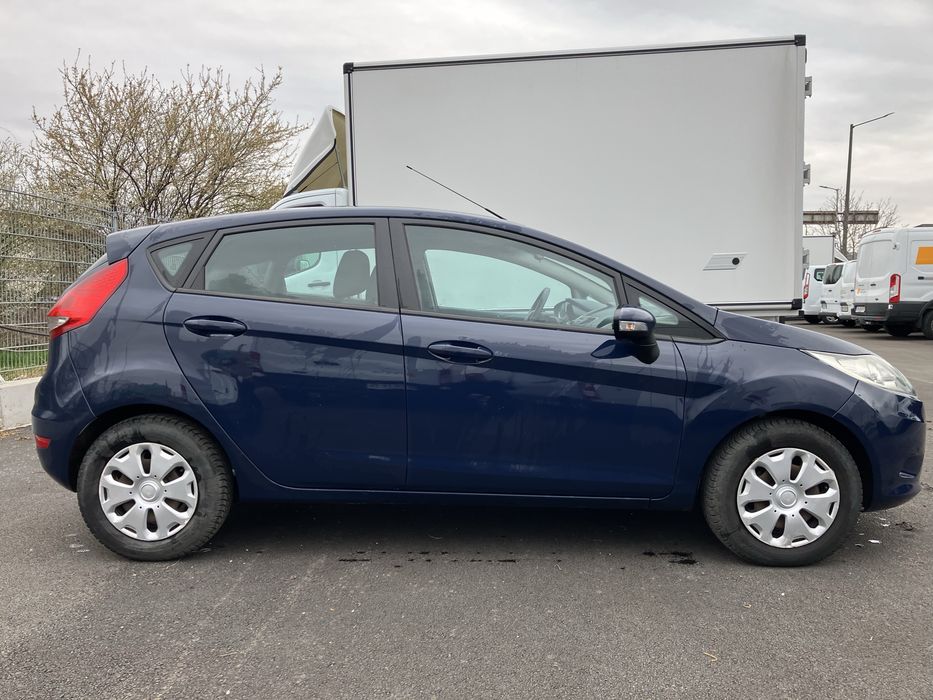 Ford Fiesta 2011 MotoPfohe климатик