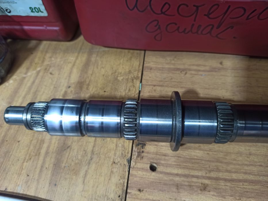 Вторичный вал газель Волга коробка передач (вторичка)