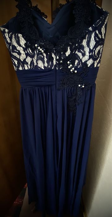 Елегантна синя рокля