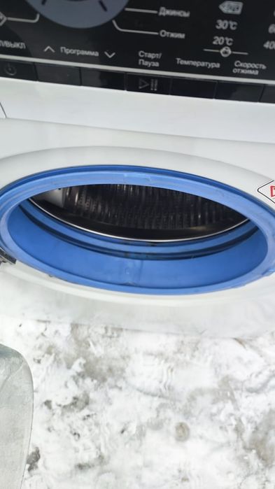 Продам стиральную машину Хайер