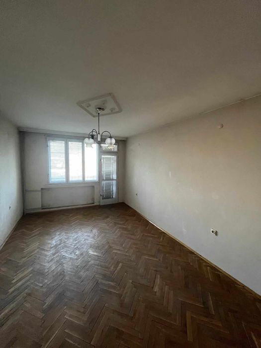 Продава се Тристаен апартамент в Шумен, Болницата - 97 кв.м за 973 €/кв.м - Снимка #5