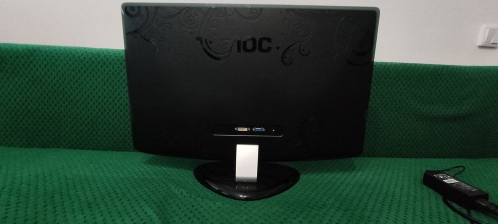 Монитор AOC e2440v 24" 1080p (16:9) 75 hz