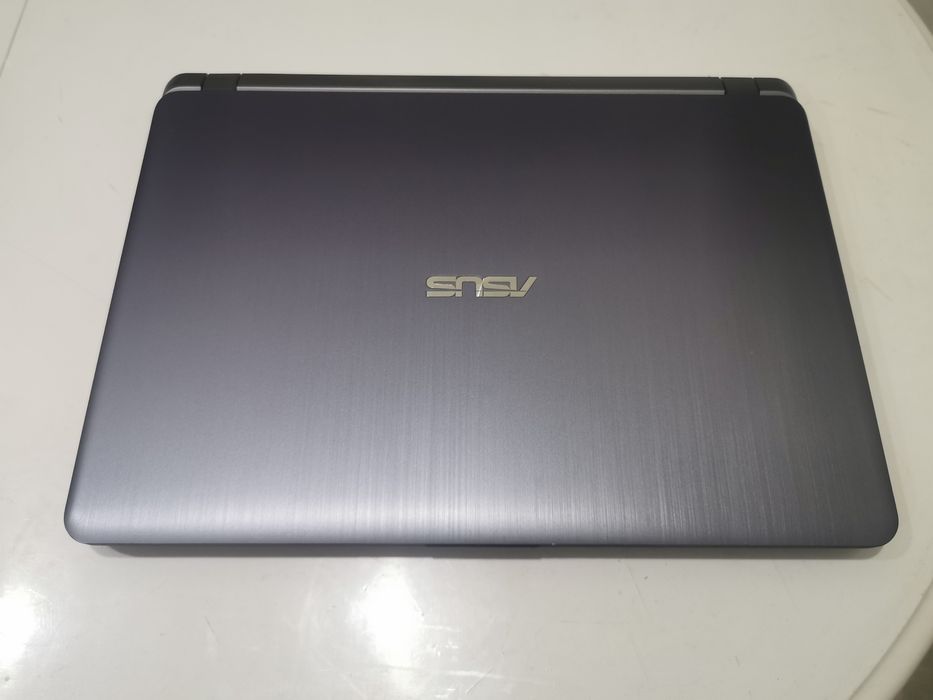 Ноутбук Asus x507ma