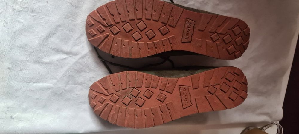 Мъжки обувки levis 46 номер