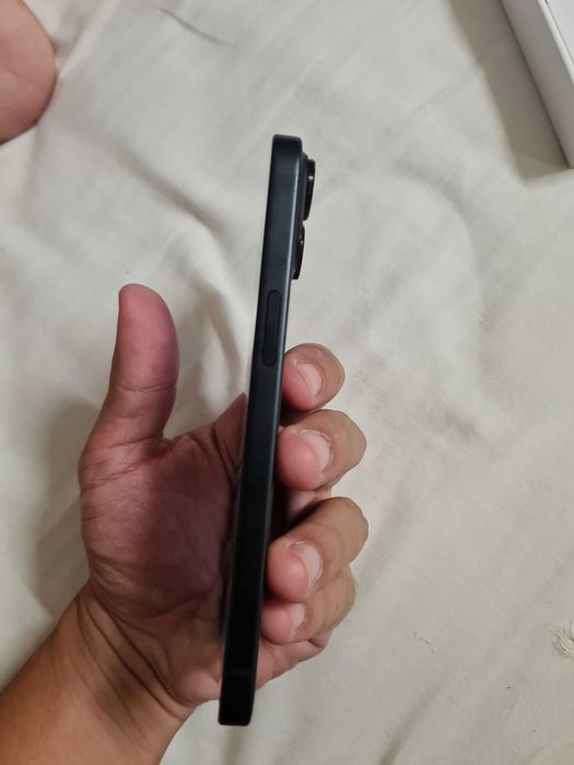 Iphone 15 256gb Бартер с доплащане за iPhone 15 Pro.