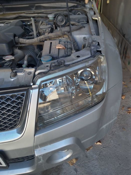 Полиране/Фолиране на фарове/Пране на тапицерия на коли/Пране на дивани