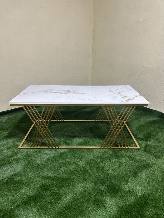 Журналний стол в стиле лофт