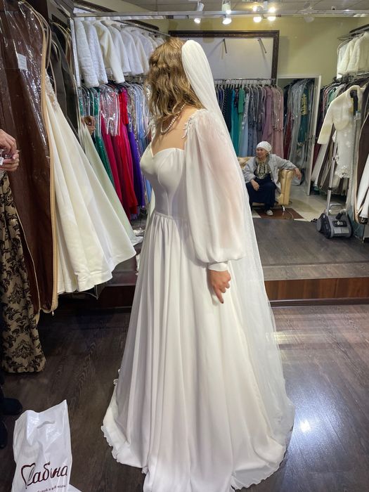 Свадебное платье