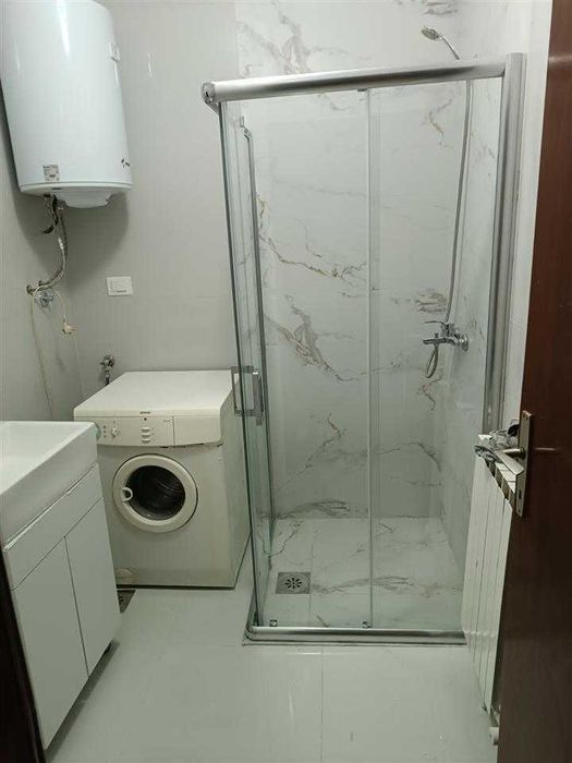 Дава се под наем Двустаен апартамент в Бургас, Възраждане - 60 кв.м за 204 € - Снимка #1