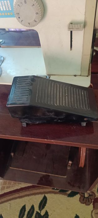 Tikuv mashinkasi tez va arzon sotiladi