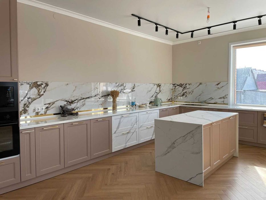 коттедж с центральными коммуникациями