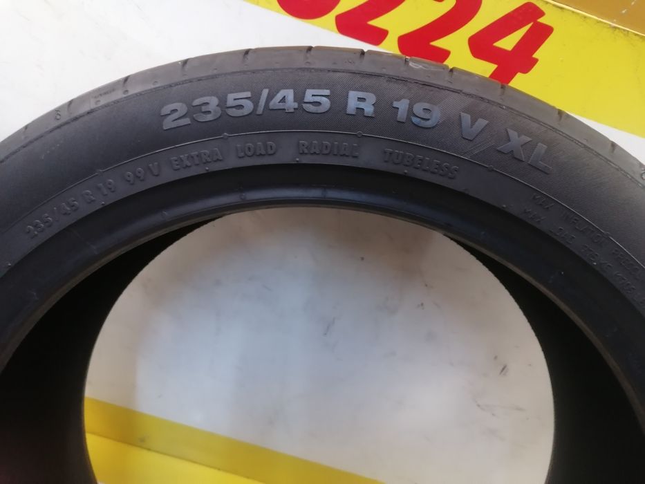 235/45/19 2*Continental vara 99v dot 3018.  5,,00mm