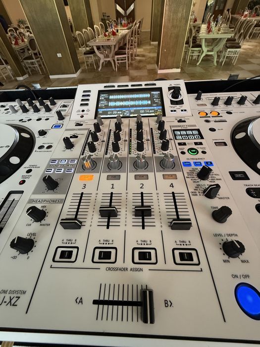 Consola All in One Dj systems Pioneer XDJ   XZ