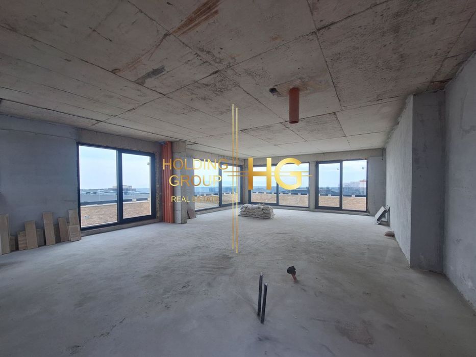 Многостаен в Варна-Бриз площ 294 кв.м. цена 700000 евро с 2 закрити п