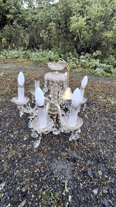 Продам люстру хрустальная