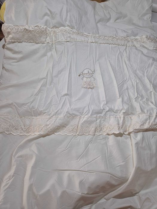 Бебешки спални комплекти и завивка, чаршафи