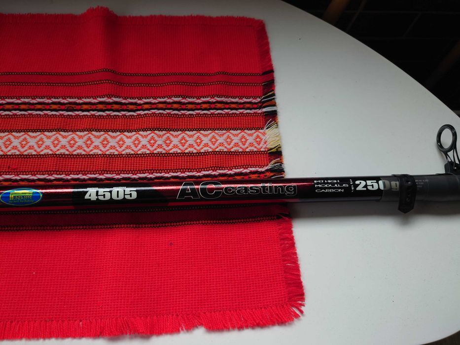 Риболовен комплект Италианска въдица Lineaeffe Carbon и макара Shimano