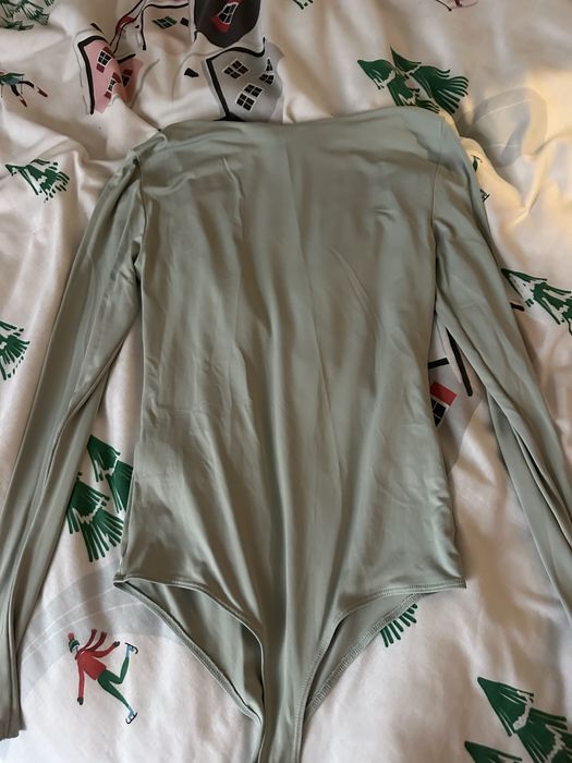 Чисто нови боди от New Yorker