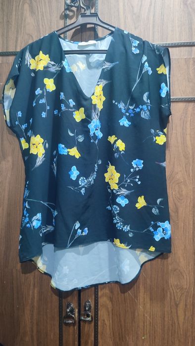 Продам женскую одежду. Размер 42, 44, 46., Дёшево.