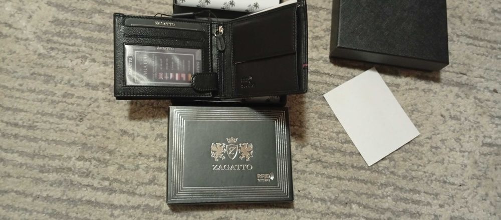 Мъжки портфейл, естествена кожа, RFID BLOCK защита и други модели топ!