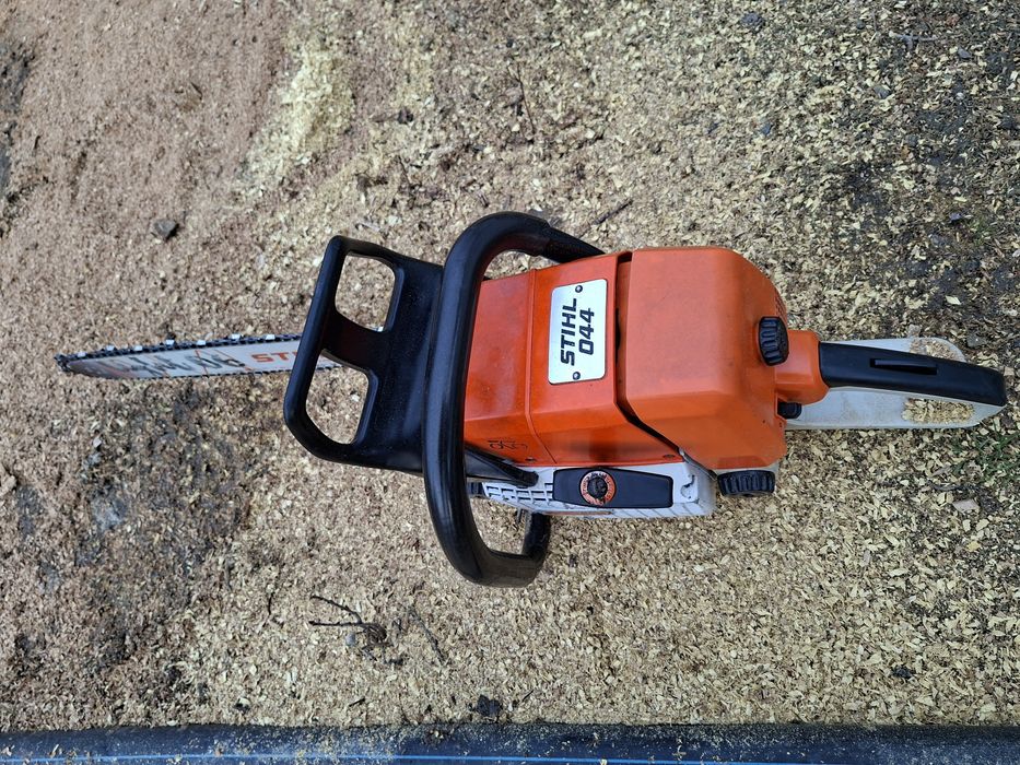 Motofierăstrau Drujba  sthil stihl 044 ms 440