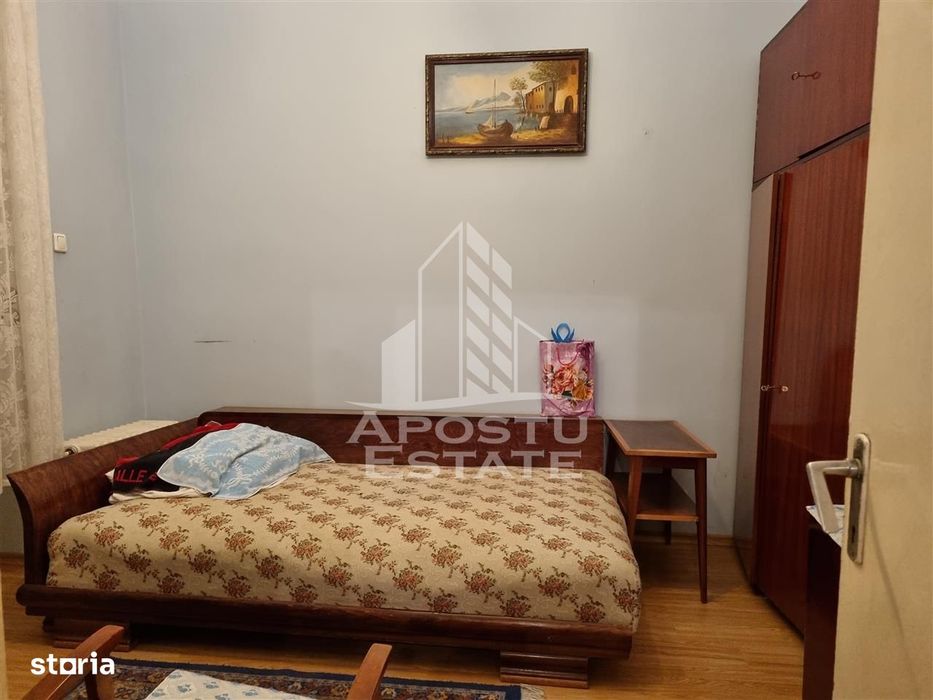 Apartament cu 4 camere de inchiriat, Ultraentral, Timisoara