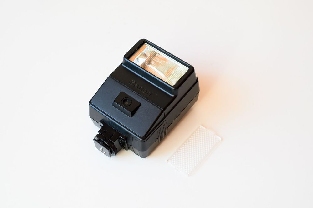 Bliț/Flash Canon Speedlite 177A pentru Canon AE-1 A-1 cu husă de piele în cutie originală