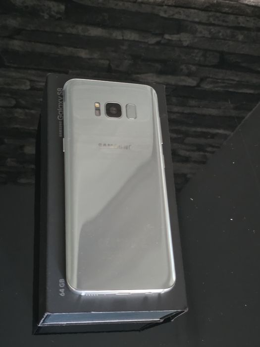 Samsung Galaxy a13 si s8