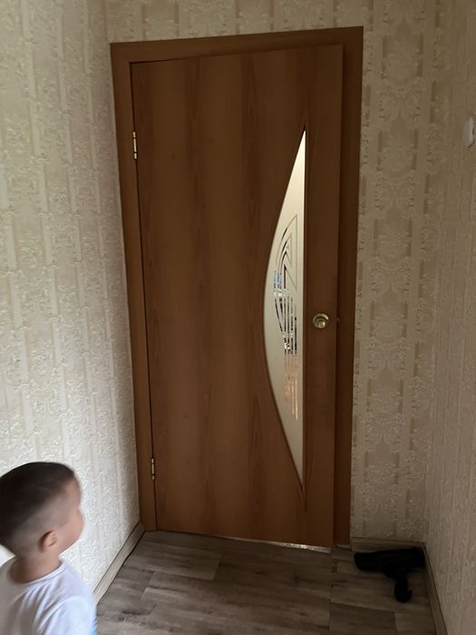 Продам межкомнатные двери б/у