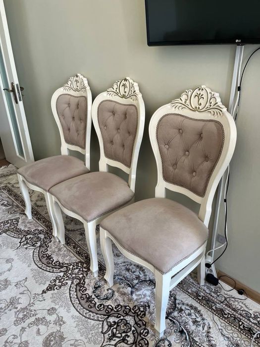 Мебель стол стуль