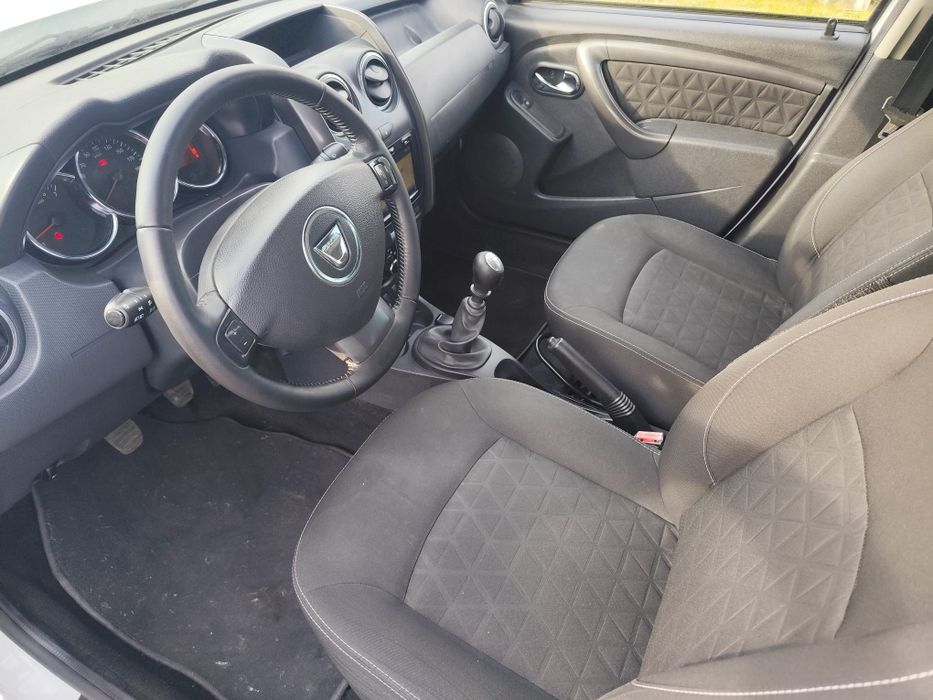 Dacia DUSTER /An 2014 /Tracțiune 4* 4 (4* 2) LA BUTON /1.5 DIESEL 110