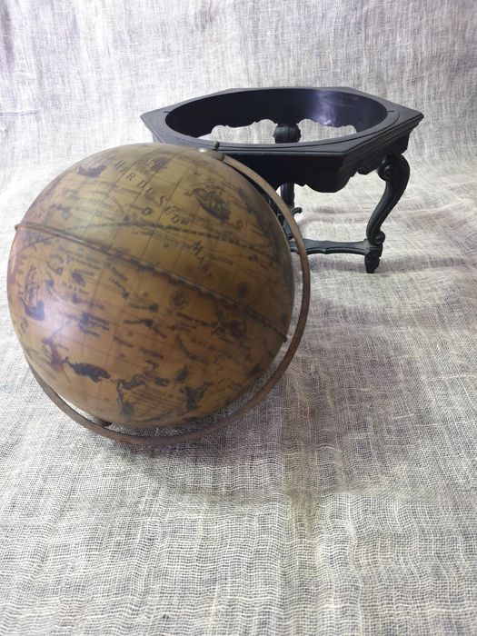 Писалищен аксесор - глобус