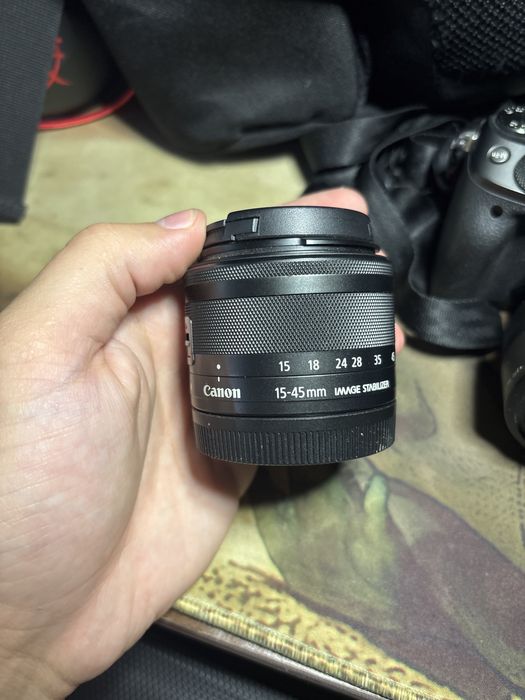 Canon m5 plus accesorii