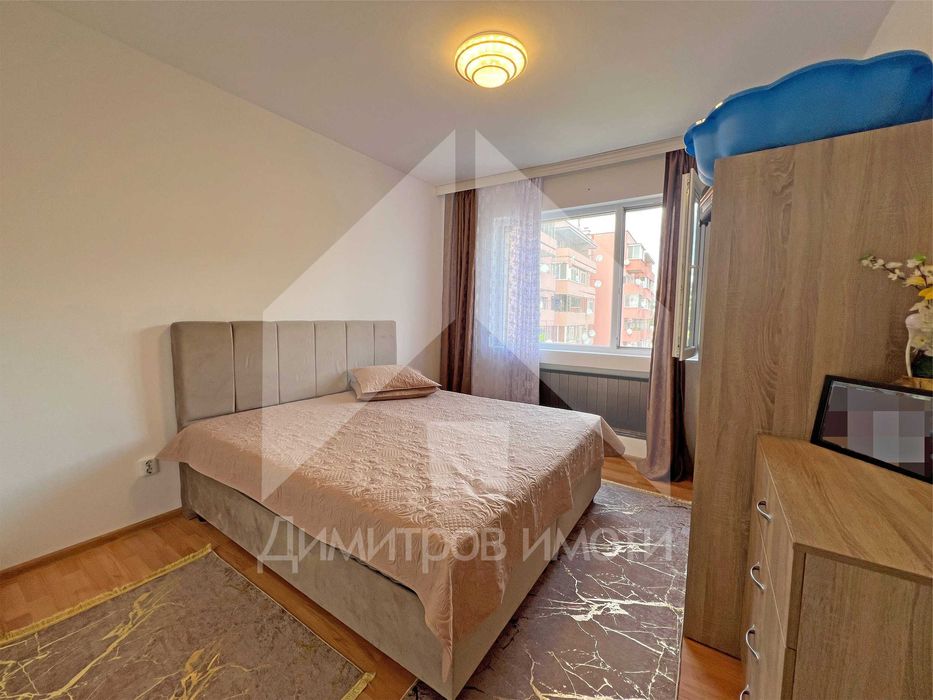 Продава двустаен апартамент готов за живеене - гр. Вълчи дол. Център.