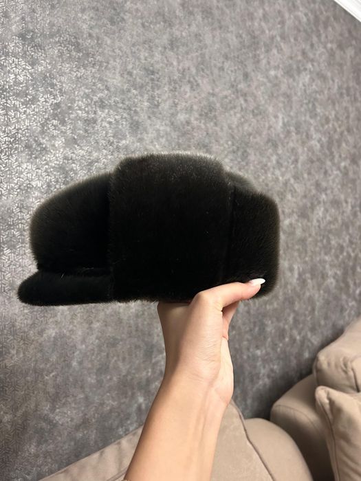 Продам зимнюю шапку