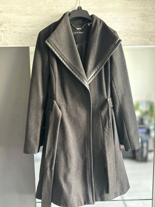 Дамско палто Calvin Klein