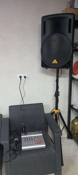 Set boxe behringer B215XL + amplificator azusa PMX-6S