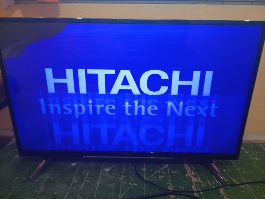Лед тв хитачи43 инча