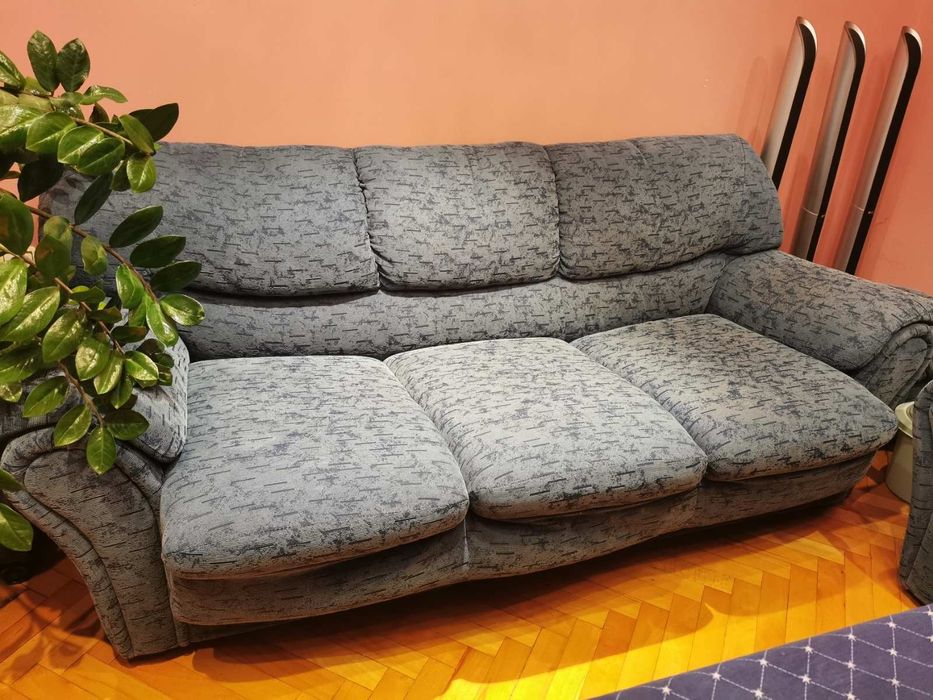 Двоен и Троен  разтегателен диван+подарък