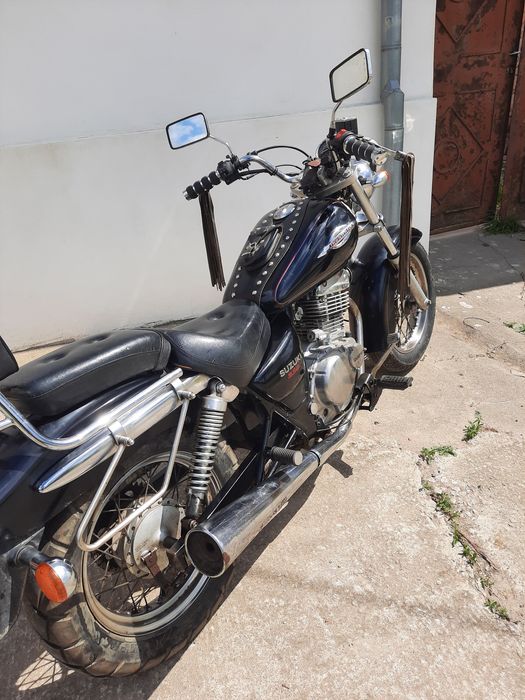 motocicleta suzuki gz 250cc