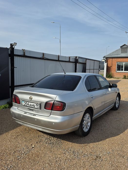 Nissan Primera P11
