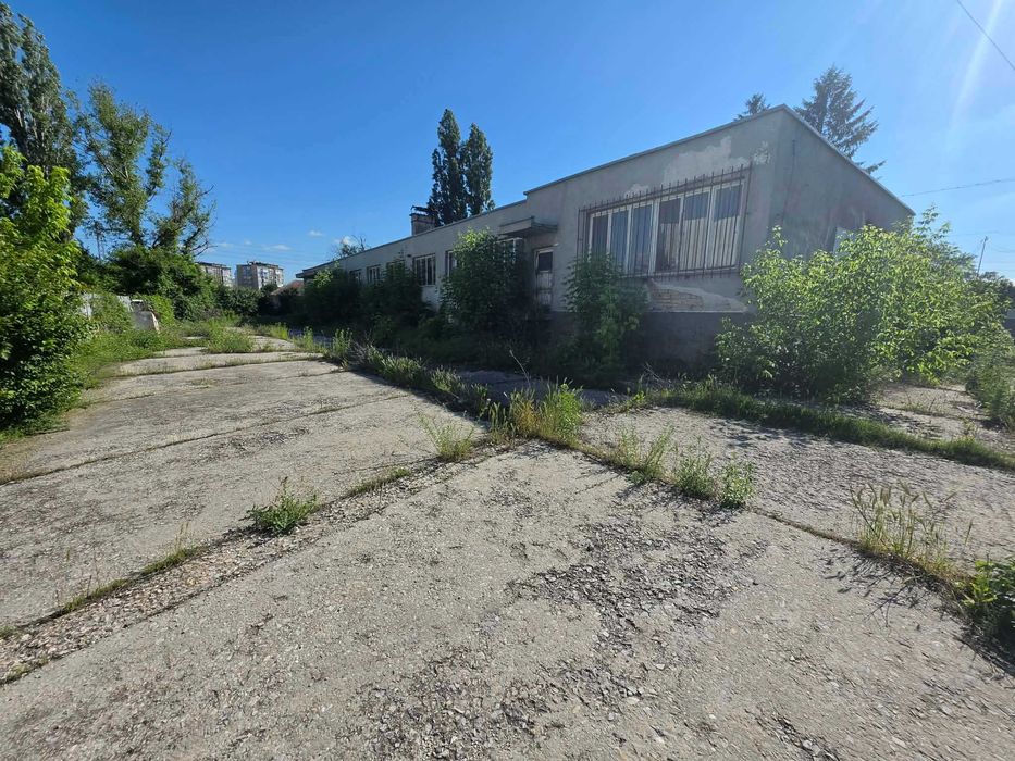 Промишлена сграда, 900кв.м, Промишлена зона