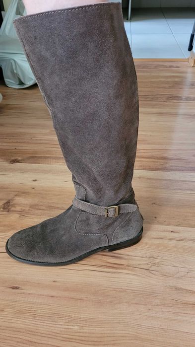 Vand cizme piele intoarsa maro