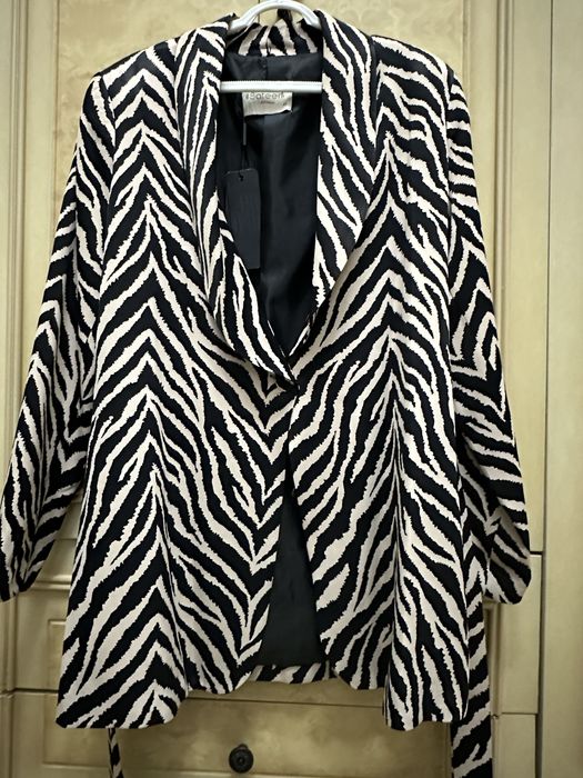 Костюм двойка.   .