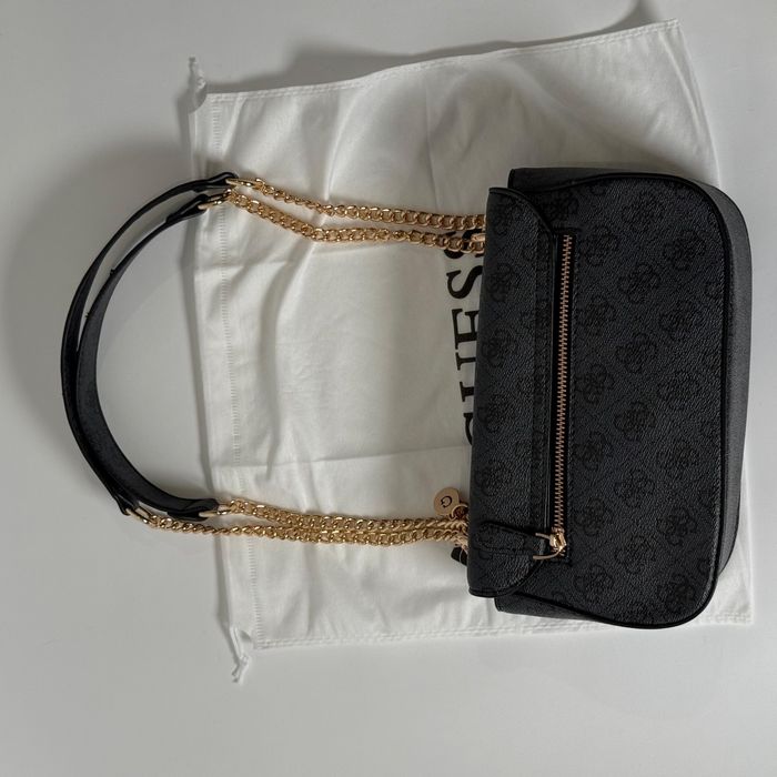 Geanta Guess din piele