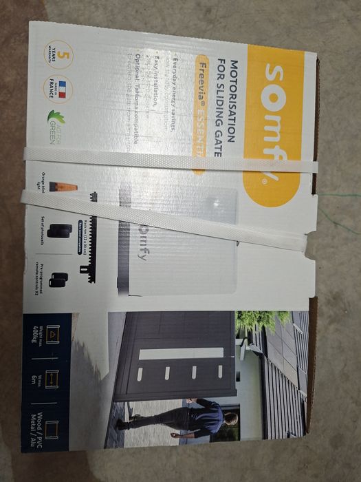 Automatizare poartă culisantă Somfy Freevia Essential – Nouă, sigilată
