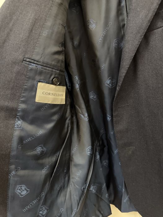 Пиджаки Corneliani 100% шерсть